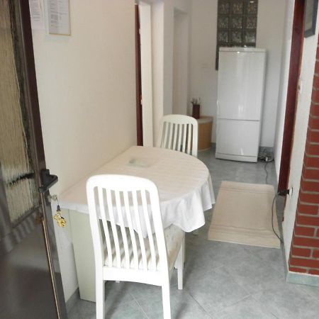 Lukovo Šugarje Apartments Neda - 5 M From Sea מראה חיצוני תמונה